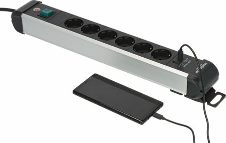 Contactdoosstrip 6-voudig met usb c pd 30w en usb a 18w 3m h05vv-f3g1.5