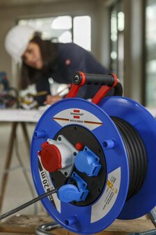 Garant CEE 1 IP44 kabelhaspel voor industrie bouw 20m H07RN-F 5G2,5