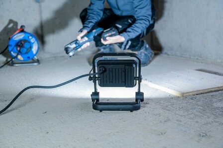 Mobiele LED-bouwlamp JARO 4060 M, 3450lm, 30W, 3m H07RN-F 3G1,0, IP65