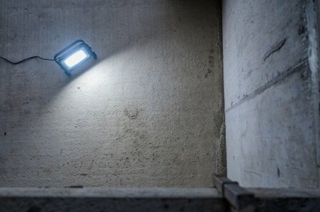Mobiele LED-bouwlamp JARO 20060 M, 17500lm, 150W, 5m H07RN-F 3G1,0, IP65