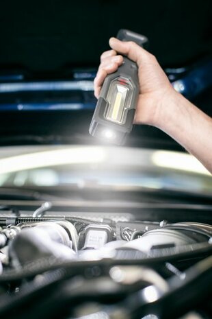 Handlamp met LED's en batterij HL 1000 A, IP54, 1000+200lm