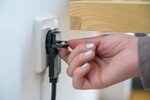 Kwaliteits kunststof verlengsnoer met platte stekker 3m H05VV-F3G1,5 zwart